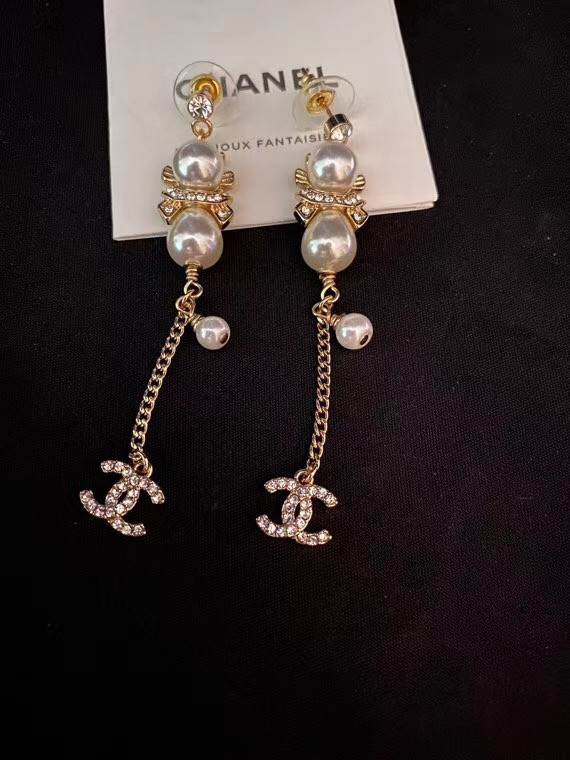 Chanel Earrings CE5008