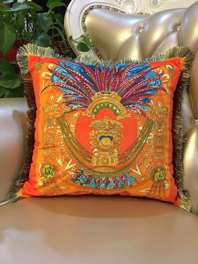 Hermes pillow H3695-4