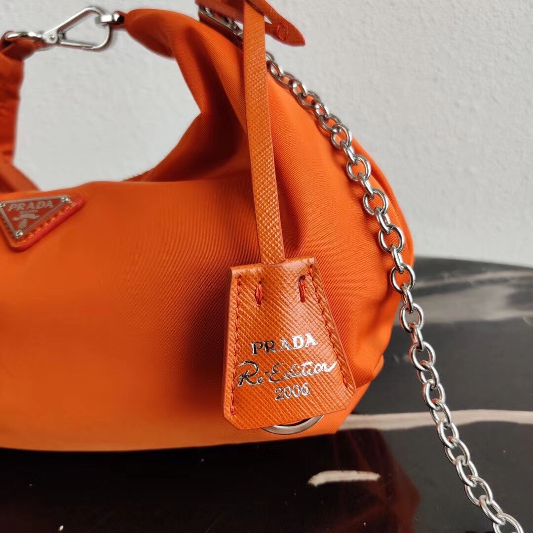 Prada Re-Edition 2005 nylon shoulder bag 1BH172 orange