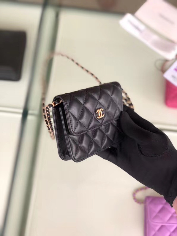 Chanel Sheepskin Original Leather Pocket AP1461 black