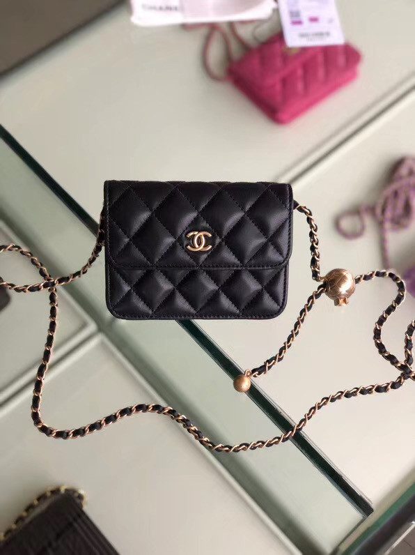 Chanel Sheepskin Original Leather Pocket AP1461 black