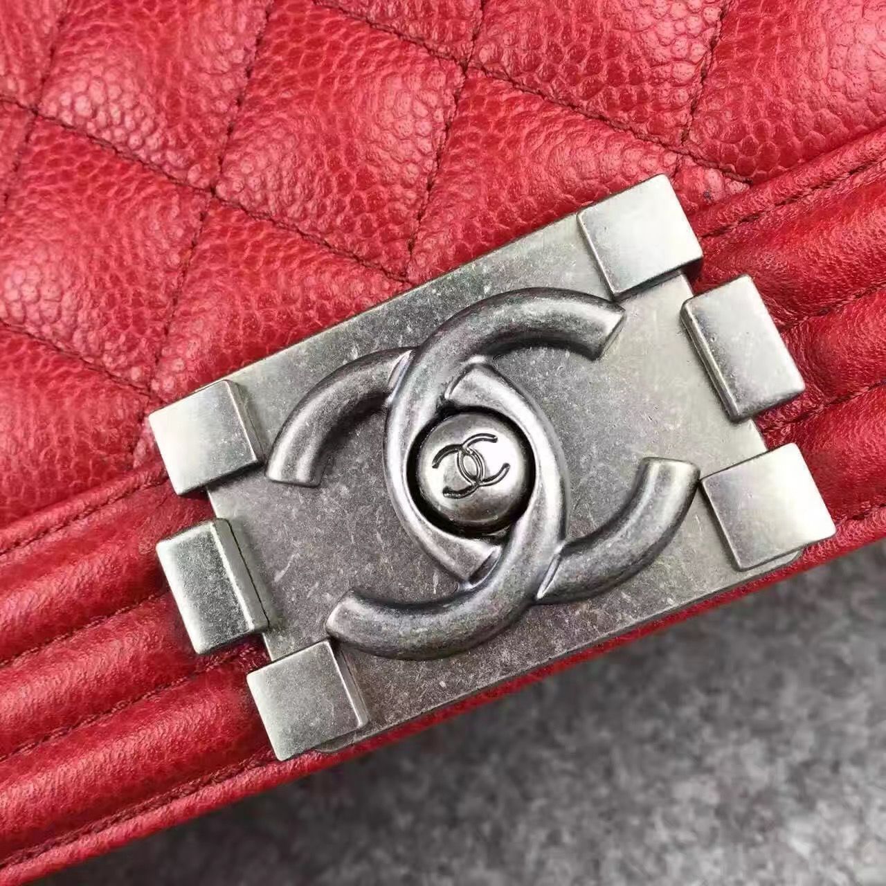 Chanel Le Boy Flap Shoulder Bag Original Cavier Leather A67085 Red Silver Buckle