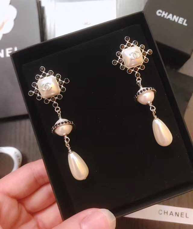 Chanel Earrings CE5094