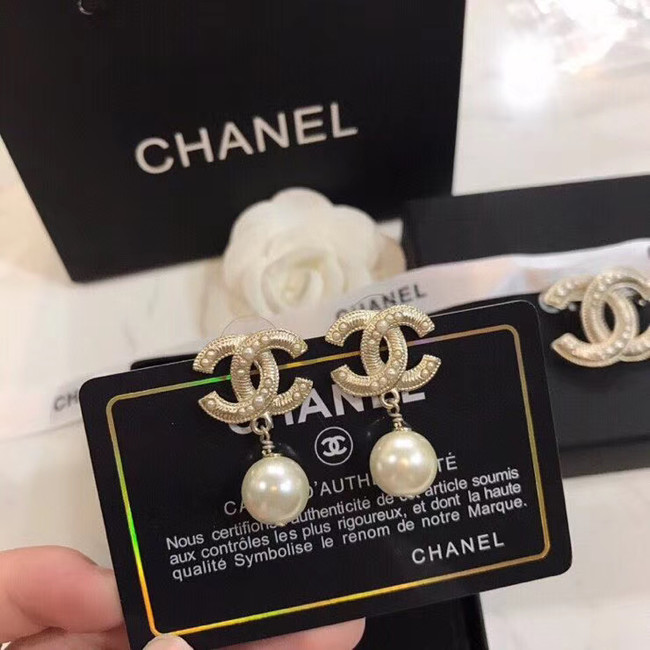 Chanel Earrings CE5104