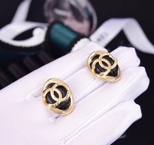 Chanel Earrings CE5228