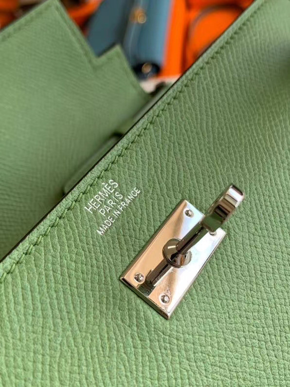 Hermes Original kelly espom leather to go woc Bag H4087 green