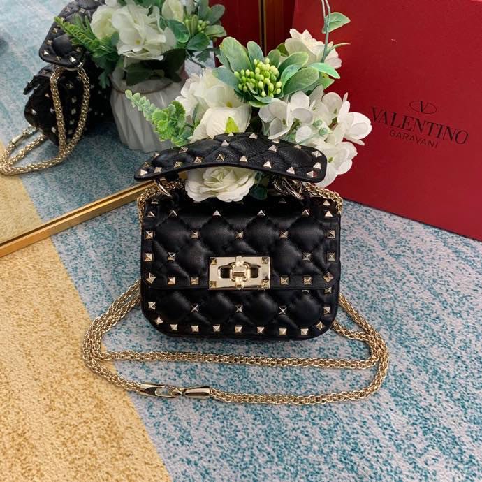 Valentino Garavani Rockstud Spike bag 0126 black