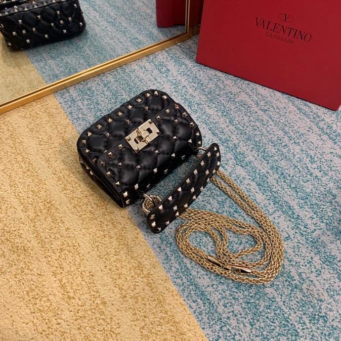 Valentino Garavani Rockstud Spike bag 0126 black