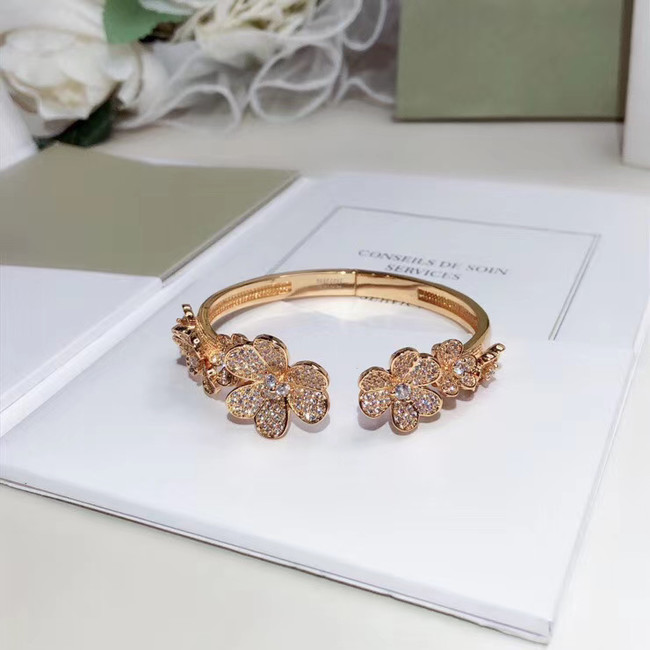 Van Cleef & Arpels Bracelet CE5435