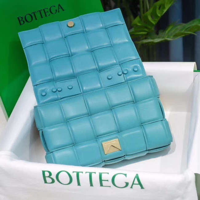 Bottega Veneta THE CHAIN CASSETTE Expedited Delivery 631421 light blue