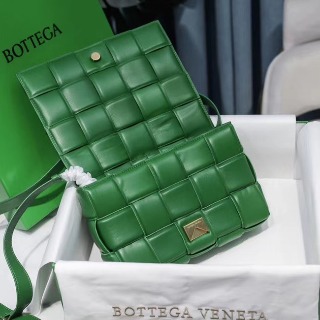 Bottega Veneta PADDED CASSETTE BAG 591970 green