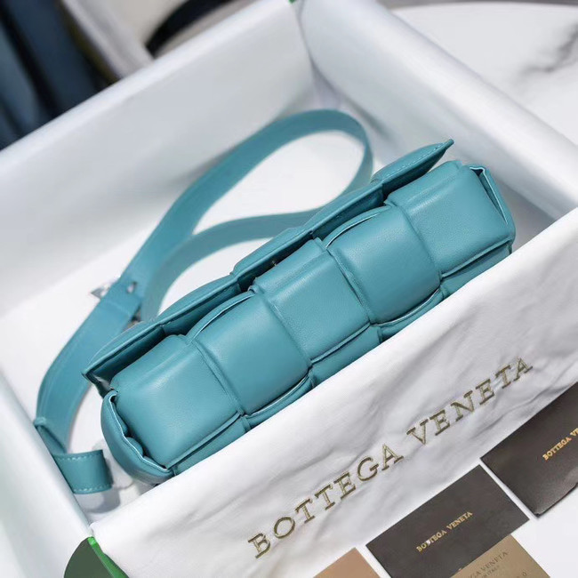 Bottega Veneta PADDED CASSETTE BAG 591970 LINOLEUM