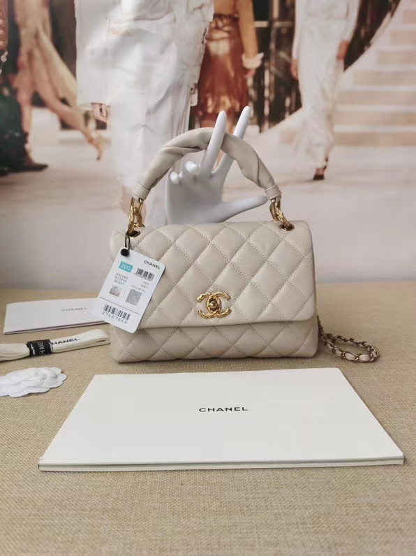 Chanel Original Lather Flap Bag AS2044 white