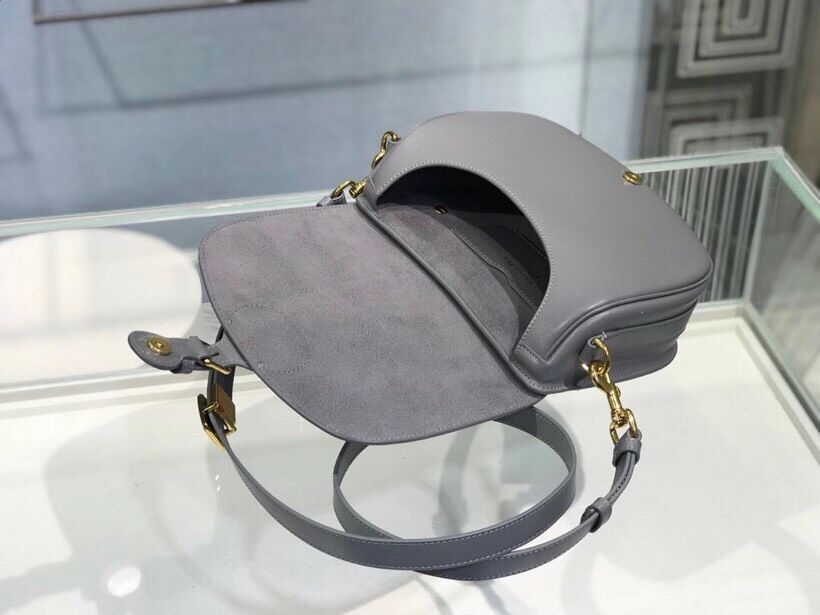 MEDIUM DIOR BOBBY BAG Box Calfskin M9319 grey