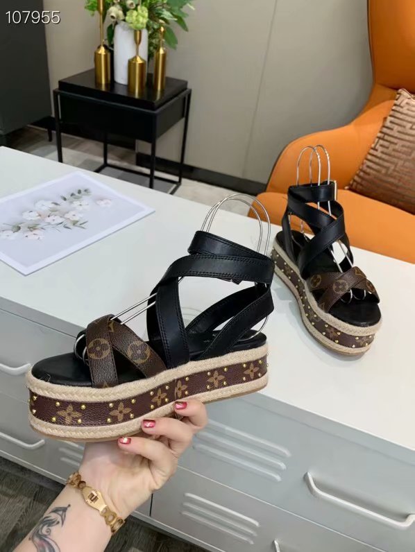 Louis Vuitton Shoes LV994DSC-2