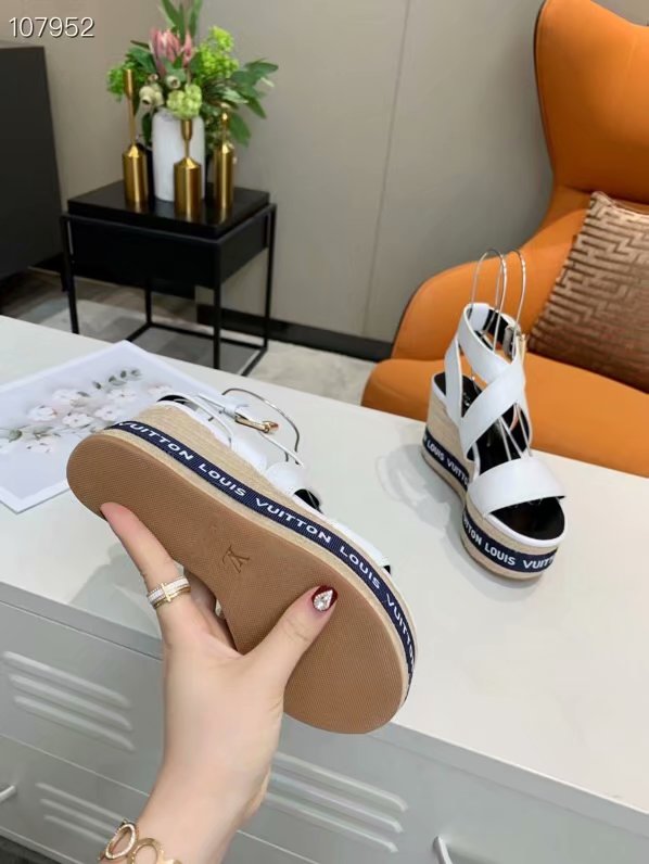 Louis Vuitton Shoes LV995DSC