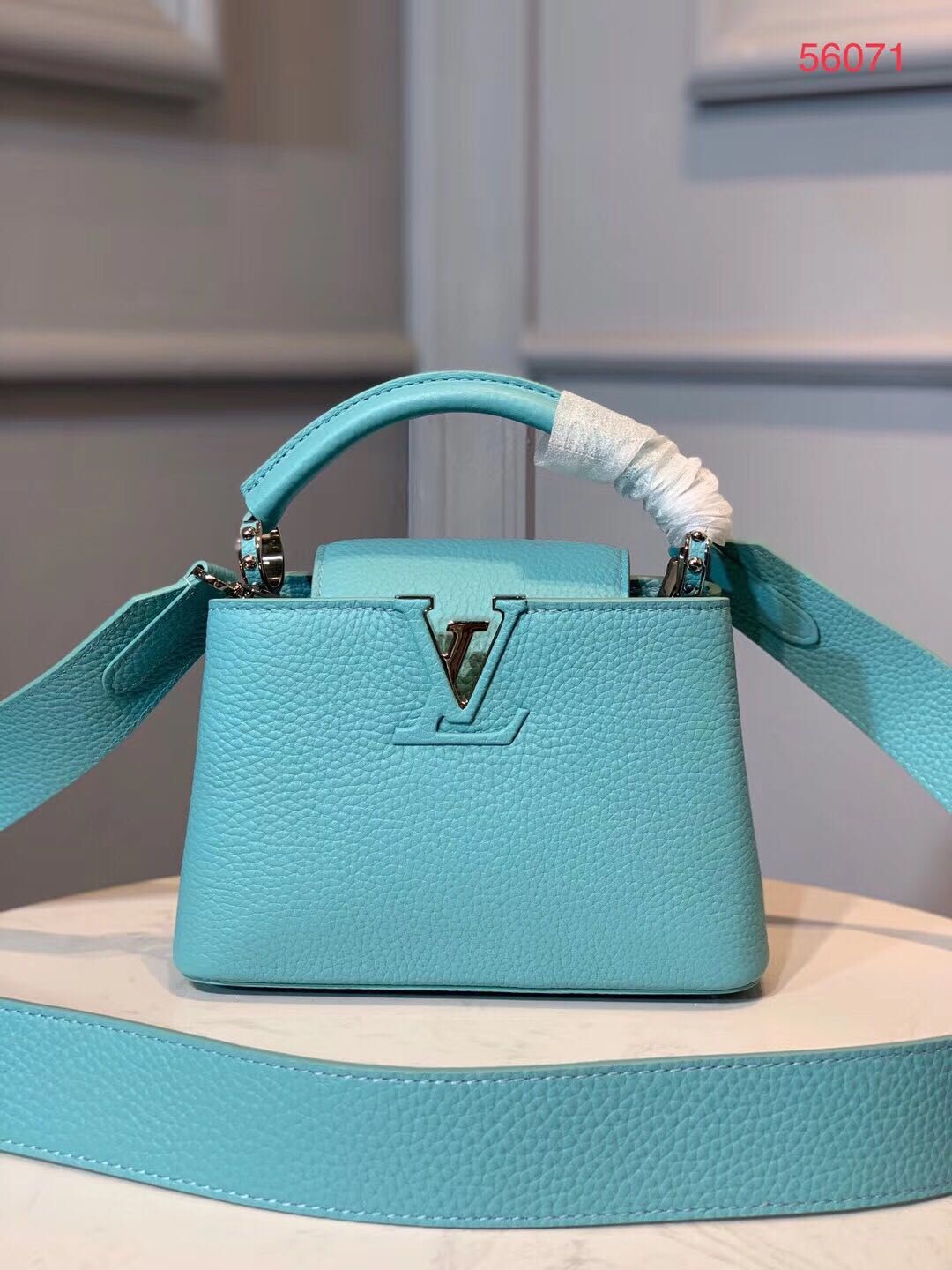 Louis Vuitton CAPUCINES Mini M55373