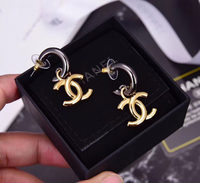 Chanel Earrings CE5706