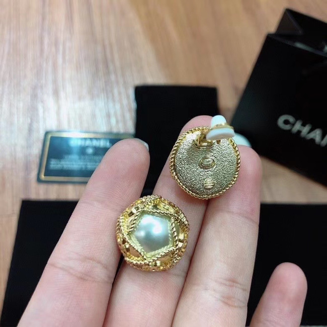 Chanel Earrings CE5716