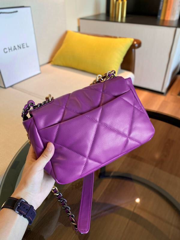 Chanel 19 flap bag AS1160 purple