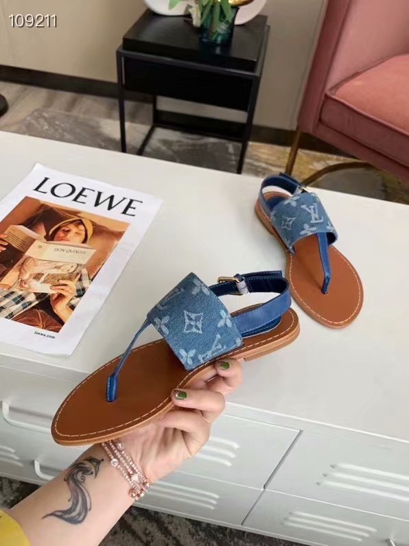 Louis Vuitton Shoes LV1044DS-7