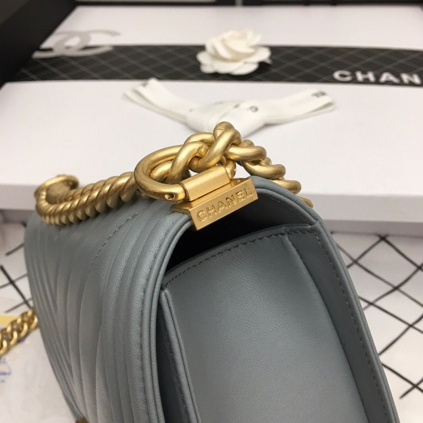 Boy Chanel Flap Bag Original Chevron Leather Gray A67086V Frosted Golden Buckle