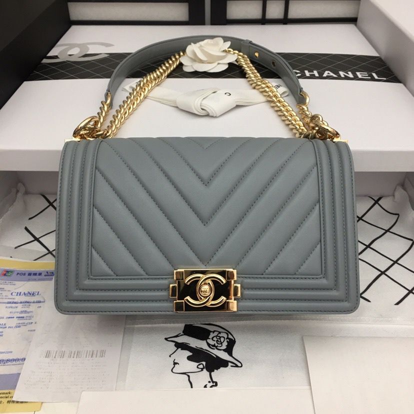 Boy Chanel Flap Bag Original Chevron Leather Gray A67086V Gold Buckle