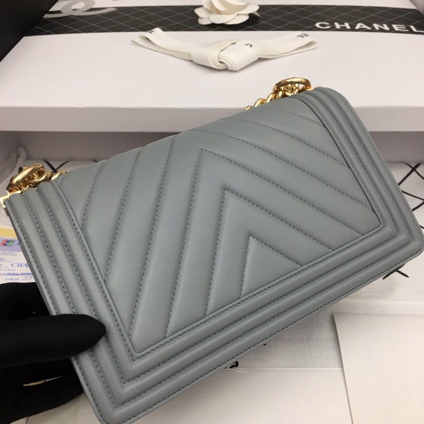 Boy Chanel Flap Bag Original Chevron Leather Gray A67086V Gold Buckle