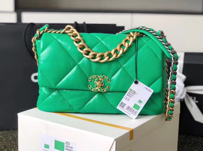 Chanel 19 flap bag AS1161 green