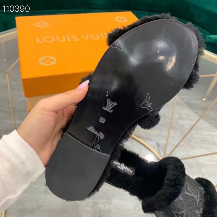 Louis Vuitton Shoes LV1054LS-2