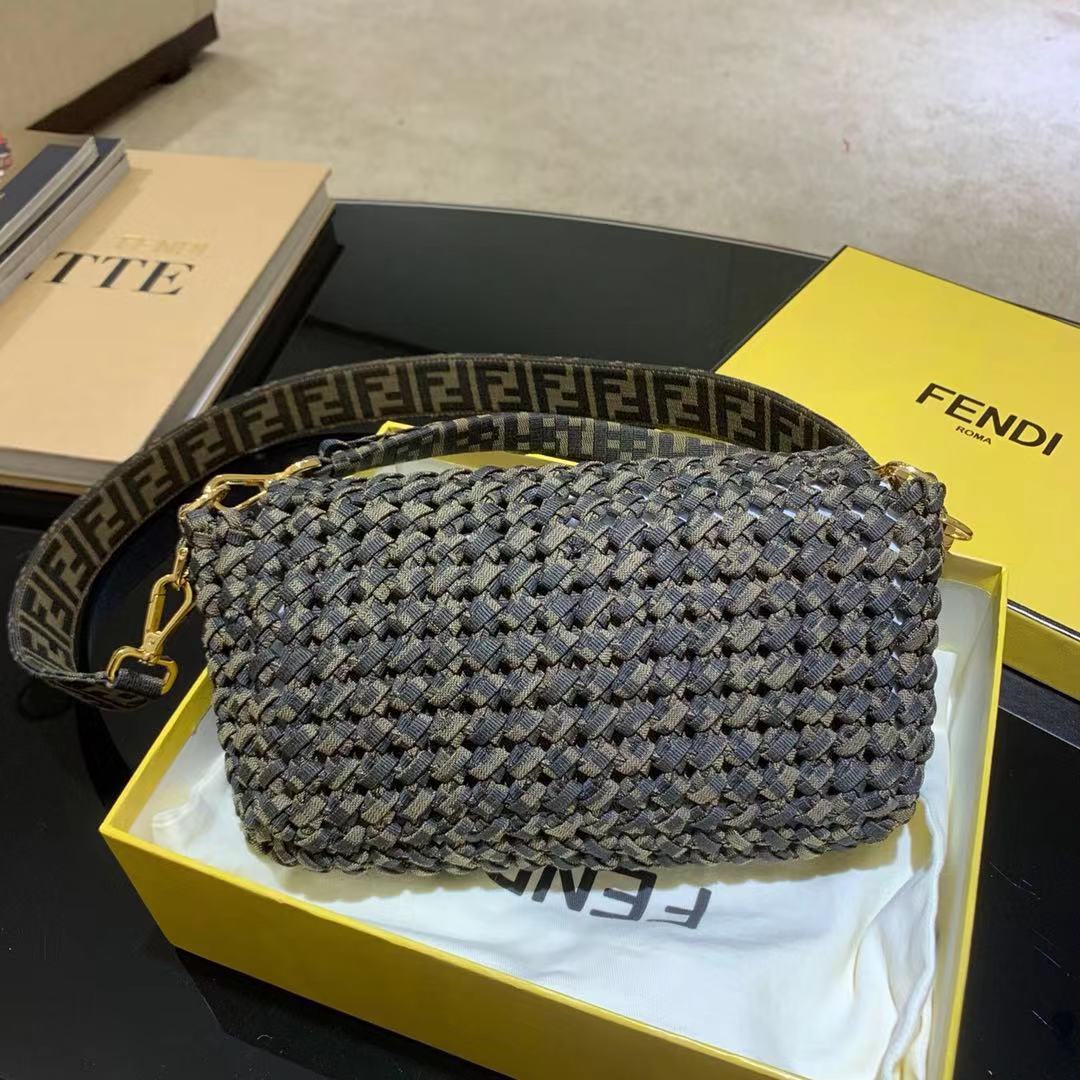 Fendi BAGUETTE fabric bag F2468