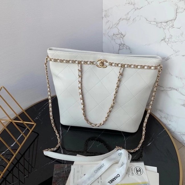 Chanel shopping bag AS2556 white