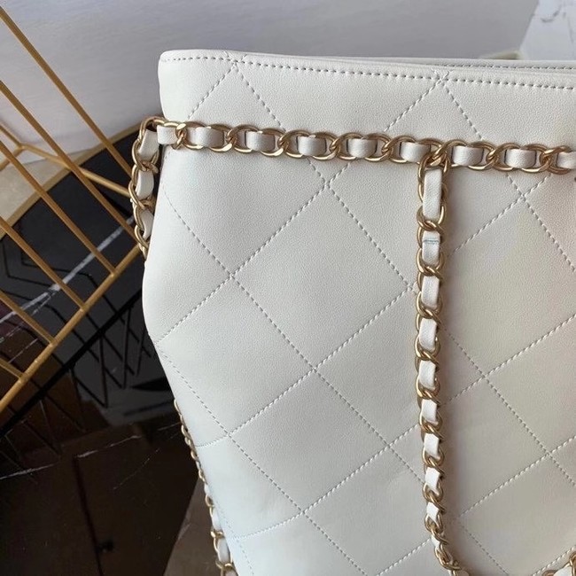 Chanel shopping bag AS2556 white