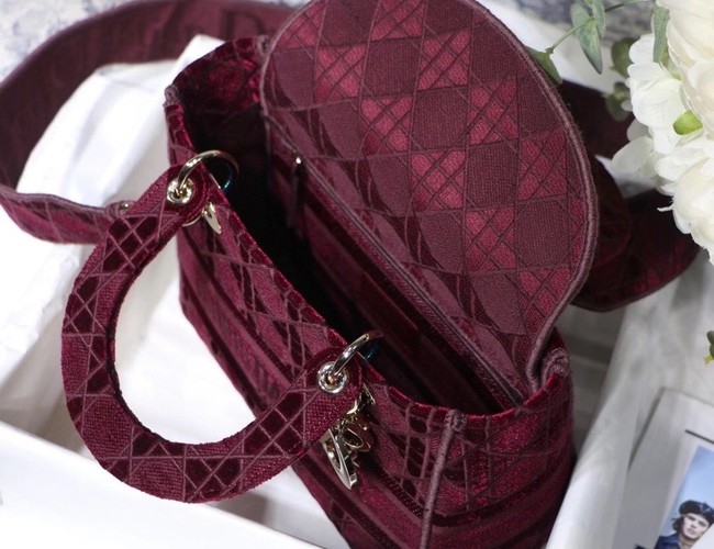 MEDIUM LADY D-LITE BAG Burgundy Cannage Embroidered Velvet M0565OW