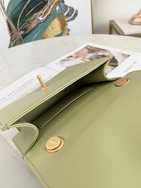 Chanel flap bag AS2259 green