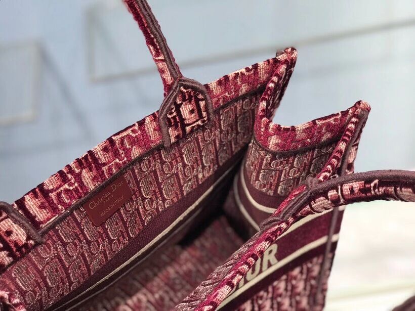 SMALL DIOR BOOK TOTE Burgundy Dior Oblique Embroidered Velvet M1287Z