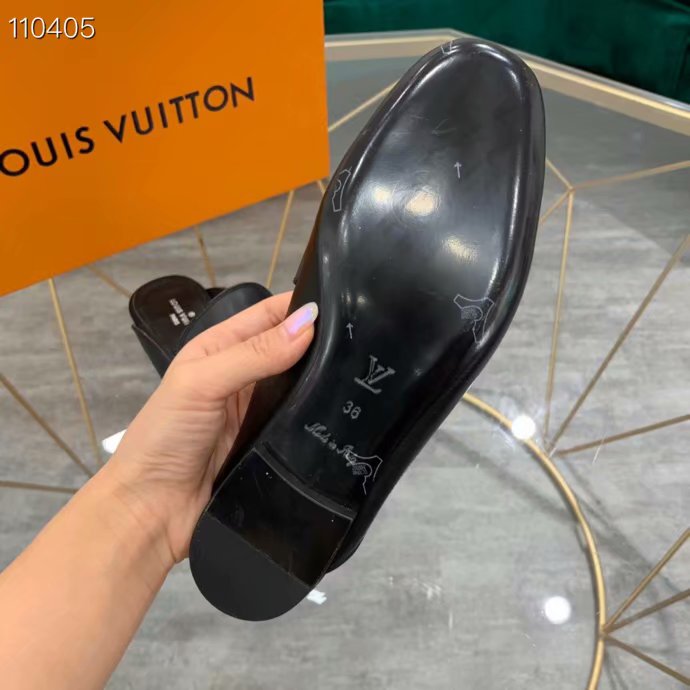 Louis Vuitton Shoes LV1063LS-5