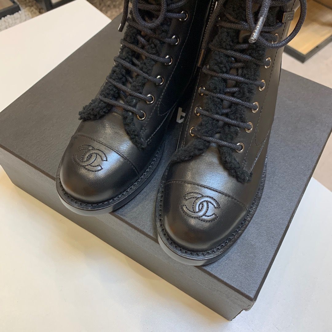 Chanel Boots 4CM Heels Calfskin Leather Shoes CH2738 Black