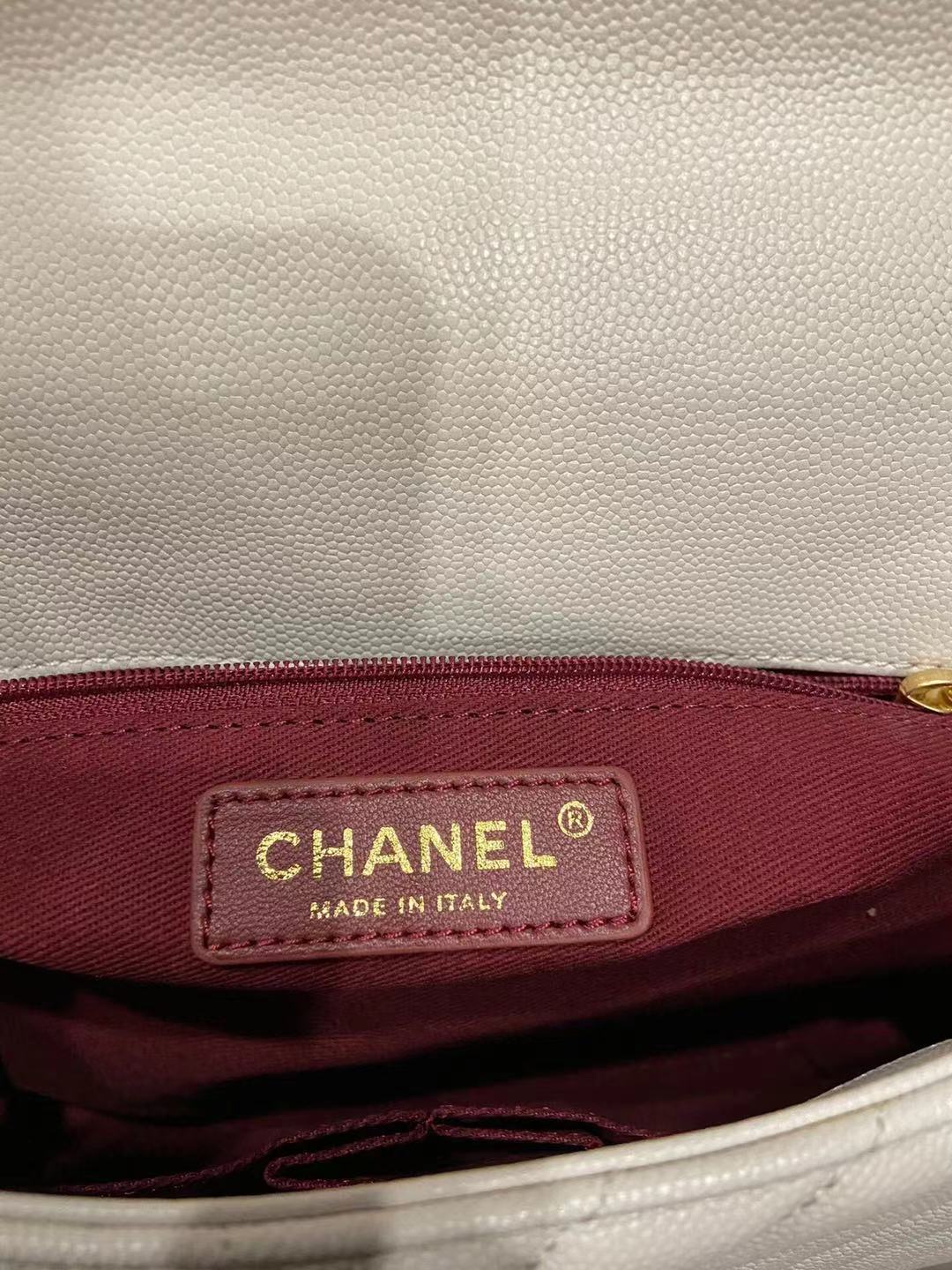 Chanel flap bag with red top handle V92991 white