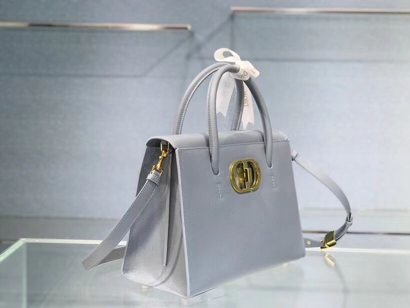 DIOR LARGE ST HONORE TOTE Grained Calfskin M9306UBAE sky blue