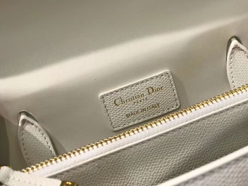 DIOR LARGE ST HONORE TOTE Grained Calfskin M9306UBAE WHITE