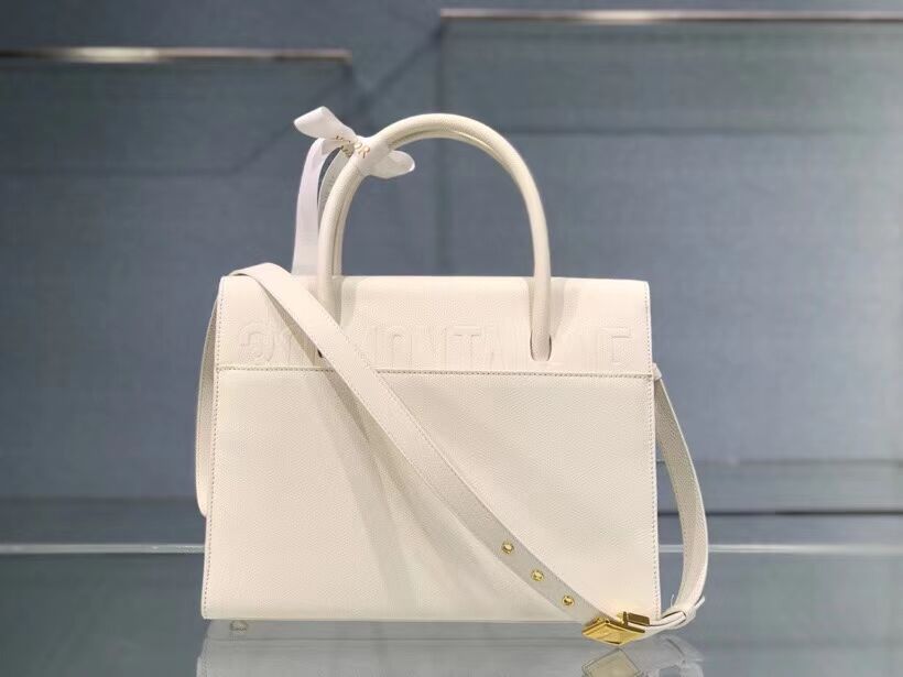 DIOR LARGE ST HONORE TOTE Grained Calfskin M9306UBAE WHITE