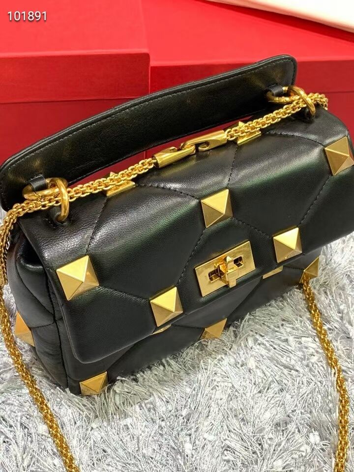 Valentino mini Garavani Roman Stud V2061 black