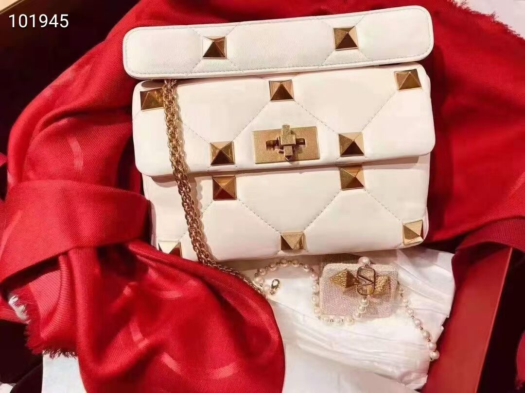 Valentino mini Garavani Roman Stud V2061 white