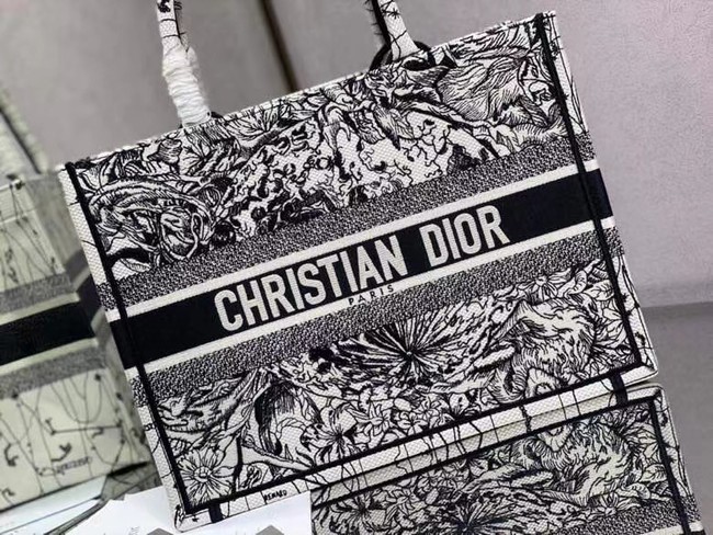 DIOR BOOK TOTE Latte Multicolor Dior Zodiac Embroidery M1287Z