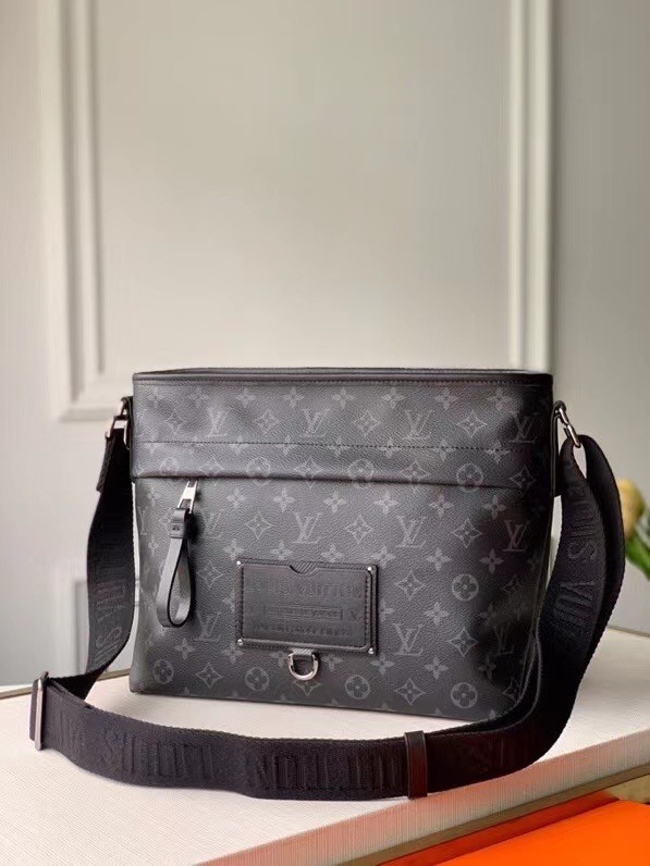 Louis Vuitton Monogram canvas M45216 black