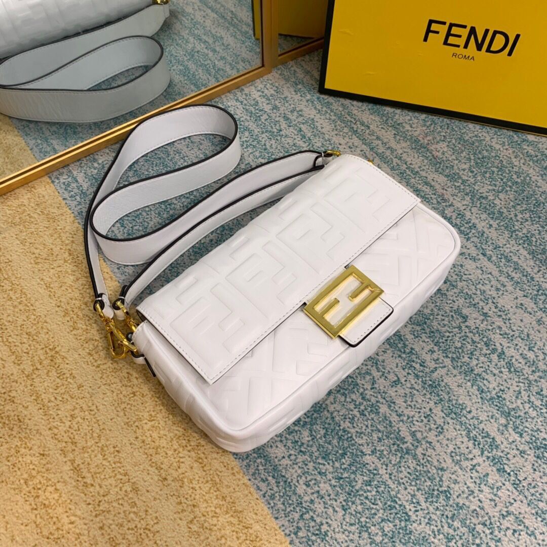 Fendi BAGUETTE Shoulder Bag 8BR600 white