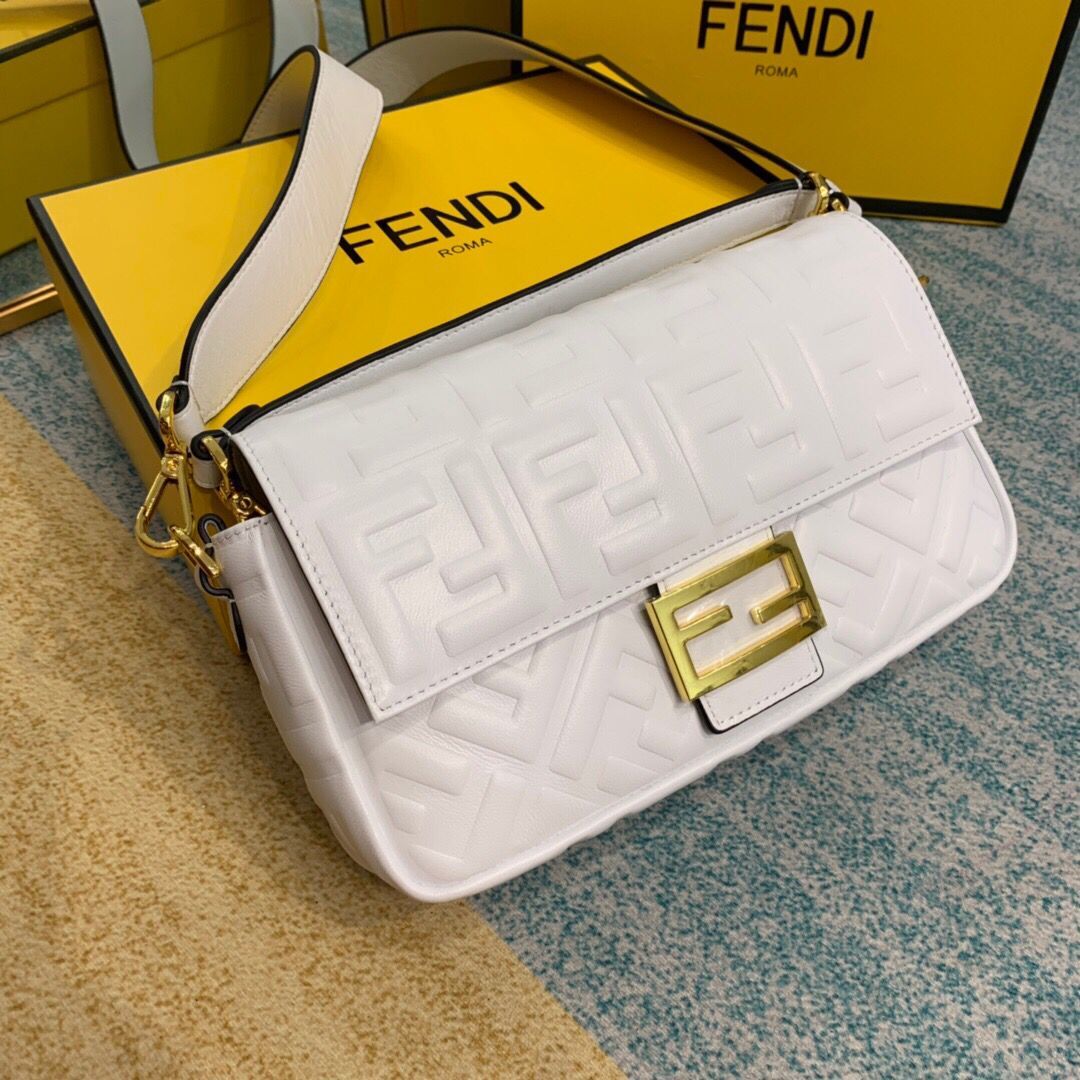 Fendi BAGUETTE Shoulder Bag 8BR600 white