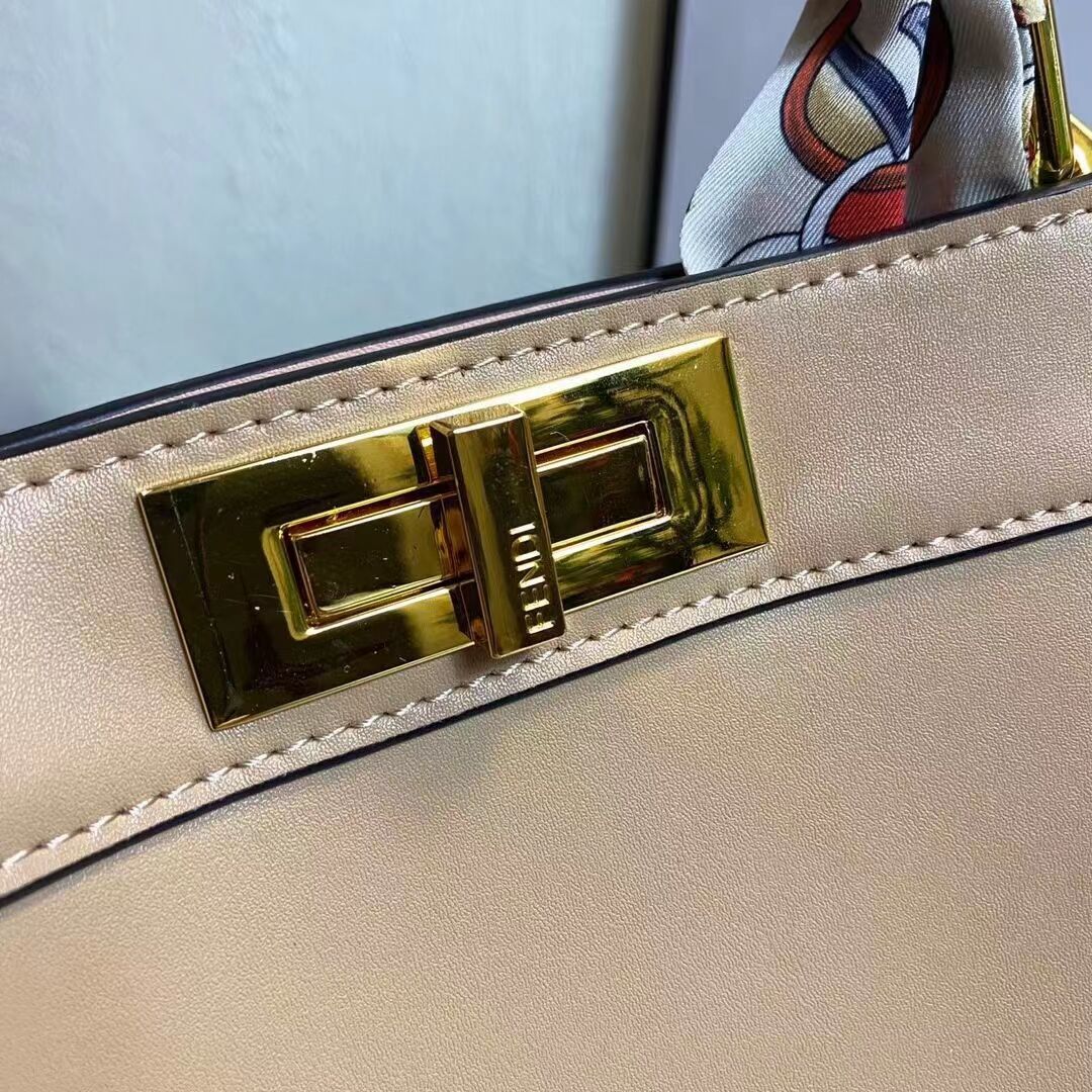 FENDI PEEKABOO ICONIC MEDIUM apricot leather bag F6946