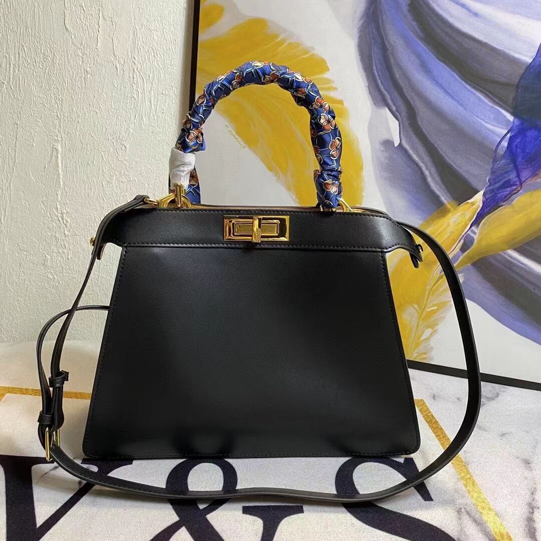 FENDI PEEKABOO ICONIC MEDIUM black leather bag F6946